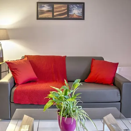 Le Jardin De L'Atrium - Appartement Moderne Proche De Geneve Et Palexpo Saint-Julien-en-Genevois Buitenkant foto