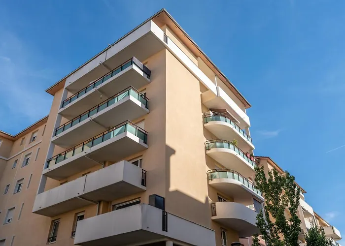 Le Jardin De L\'Atrium - Appartement Moderne Proche De Geneve Et Palexpo