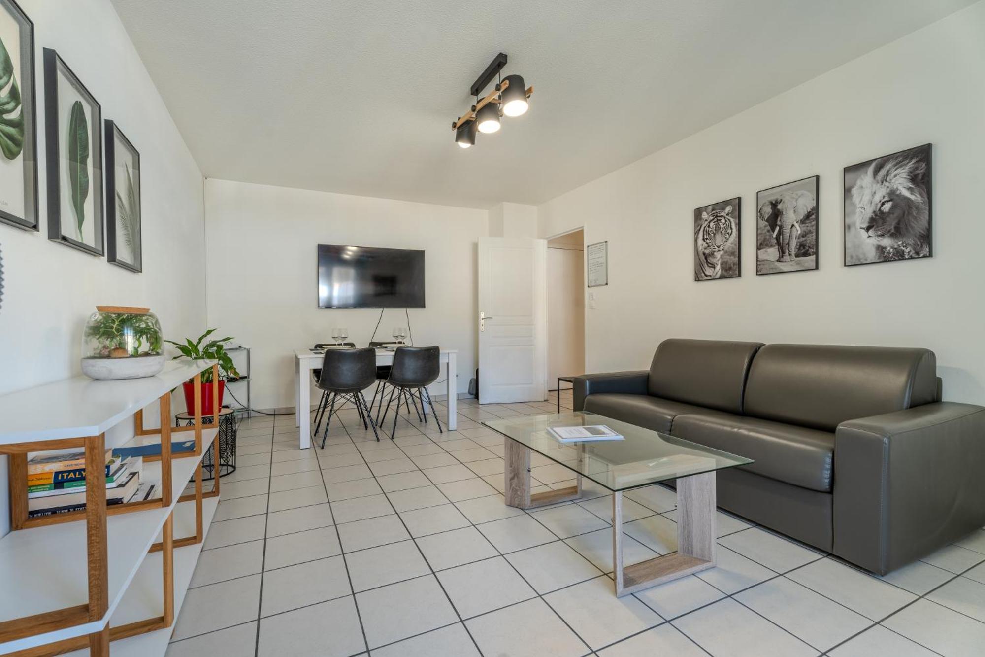 Le Jardin De L'atrium - Moderne Proche De Geneve Et Palexpo Apartment *