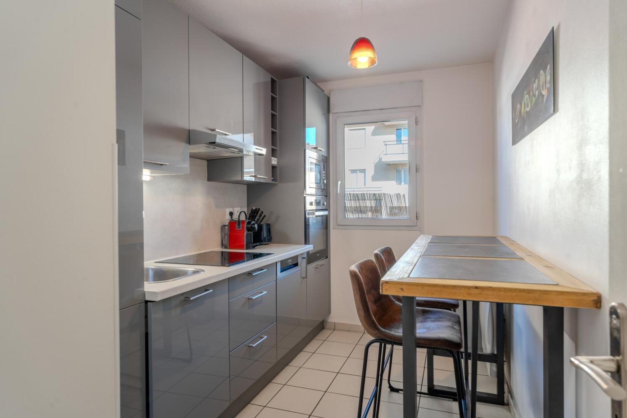 Le Jardin De L'atrium - Moderne Proche De Geneve Et Palexpo Apartment